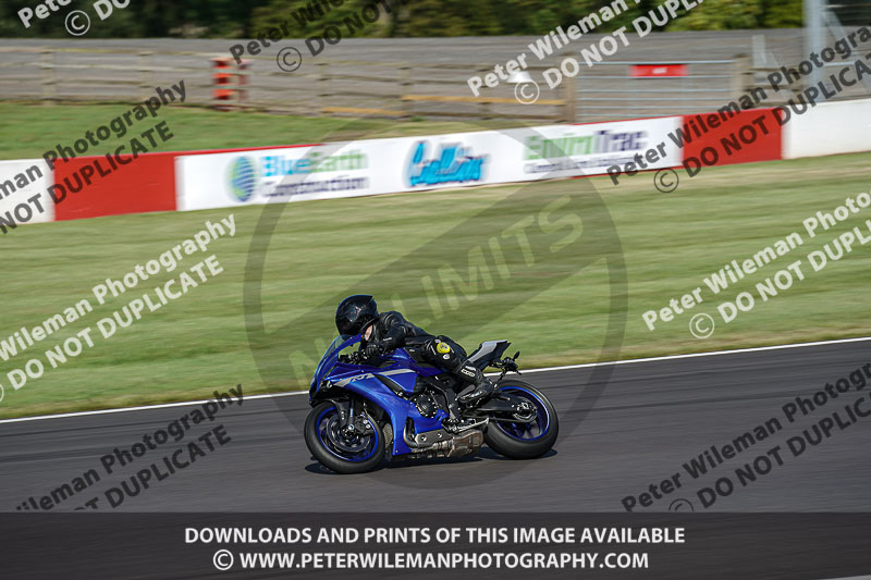 donington no limits trackday;donington park photographs;donington trackday photographs;no limits trackdays;peter wileman photography;trackday digital images;trackday photos